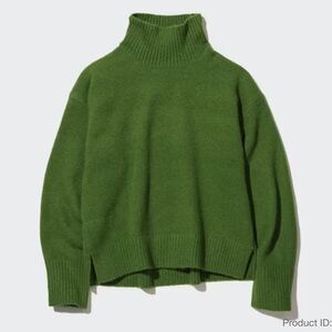 UNIQLO green turtleneck XL. NEW